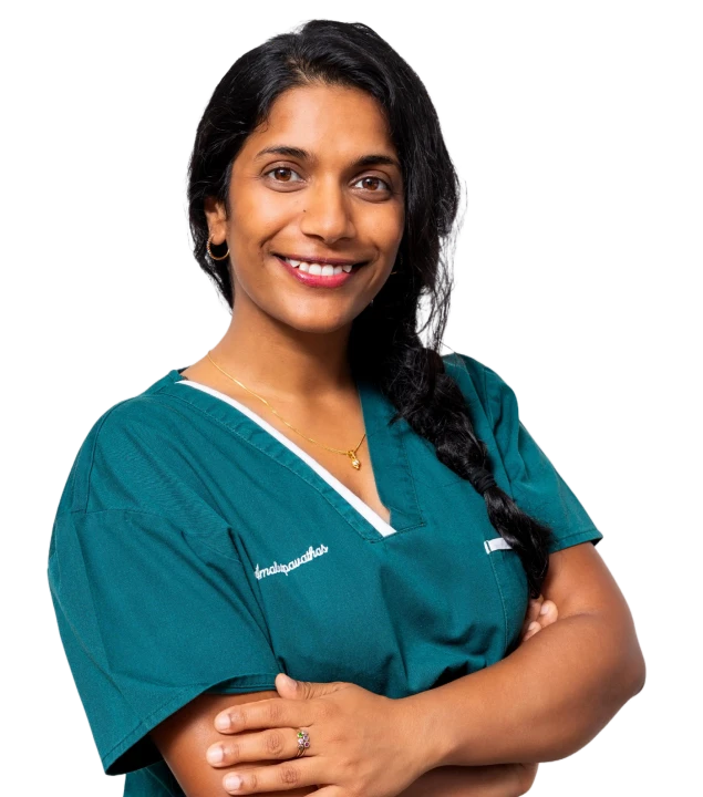 Le Dr Prianga Amalotpavathas, chirurgien-dentiste au cabinet dentaire Escudier